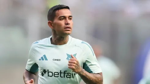 Dudu jogador do Cruzeiro durante aquecimento antes da partida contra o Itabirito no estadio Independência pelo campeonato Mineiro 2025. Foto: Gilson Lobo/AGIF