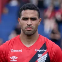 Situação de Alan Kardec tem atualização importante no Athletico-PR após cirurgia confirmada