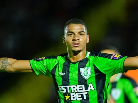 Atacante do América-MG projeta clássico decisivo contra Cruzeiro
