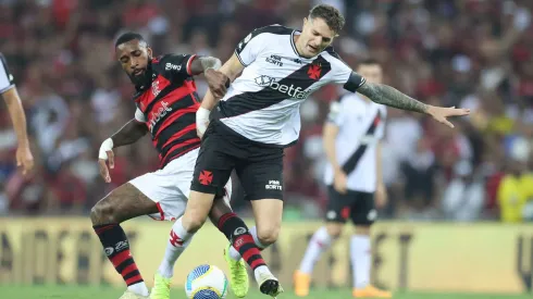 Flamengo encara Vasco na semi do Carioca e Vegetti manda recado