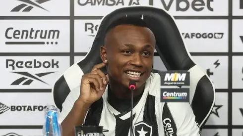 Apresentação Nathan Fernandes Vitor Silva/Botafogo.
