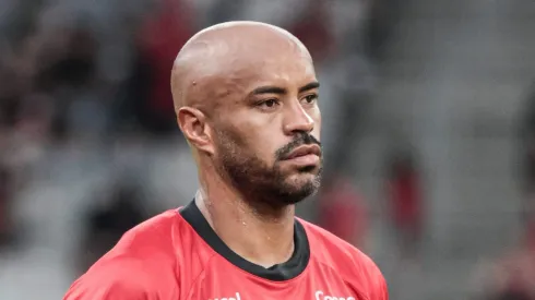 Thiago Heleno quer ficar no Athletico.