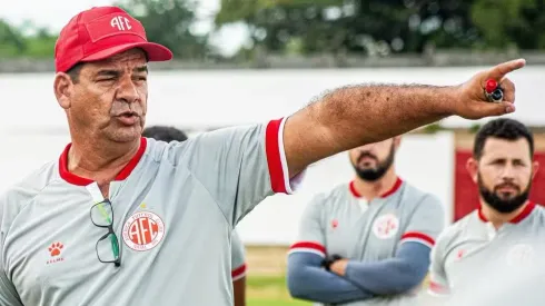Moacir Júnior em treino do América-RN. Foto: Edmario Oliveira/América FC