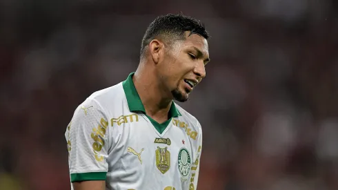 RJ – RIO DE JANEIRO – 31/07/2024 – BRASILEIRO A 2024, FLAMENGO X PALMEIRAS – Rony jogador do Palmeiras durante partida contra o Flamengo no estadio Maracana pelo campeonato Brasileiro A 2024. Foto: Thiago Ribeiro/AGIF