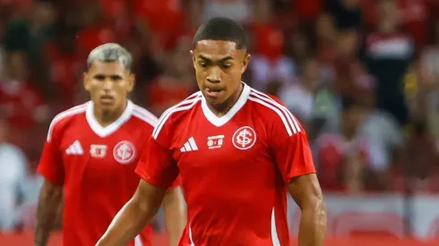 Vitinho jogador do Internacional