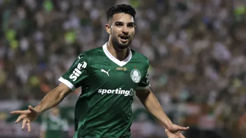 Flaco Lopez jogador do Palmeiras comemora seu gol durante partida contra o Sao Bernardo no estadio Primeiro de Maio pelo campeonato Paulista 2025. Foto: Marcello Zambrana/AGIF