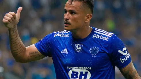 Edu durante confronto contra o Vasco no Campeonato Brasileiro da Série B de 2022.