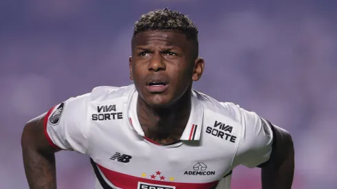 SP – SAO PAULO – 22/08/2024 – COPA LIBERTADORES 2024, SAO PAULO X NACIONAL (URU) – Arboleda jogador do Sao Paulo durante partida contra o Nacional (URU) no estadio Morumbi pelo campeonato Copa Libertadores 2024. Foto: Ettore Chiereguini/AGIF