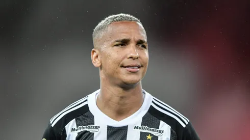 Fortaleza acertou a contratação de Deyverson.