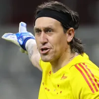 Cássio desabafa em vitória do Cruzeiro e dispara contra imprensa: “Vamos tirar a camisetinha do outro clube”