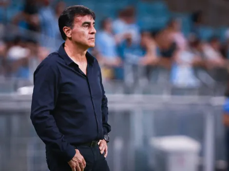 Diretor manda recado sobre contratações para o Grêmio e Quinteros é avisado