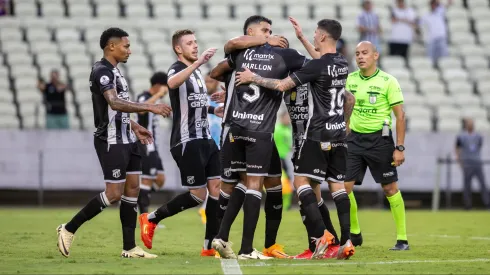 Marlon jogador do Ceara comemora seu gol durante partida contra o Maracana no estadio Arena Castelao pelo campeonato Cearense 2025. Foto: Baggio Rodrigues/AGIF