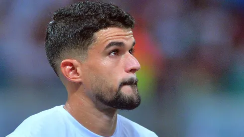 Cauly durante confronto contra o bragantino no Brasileirão 2024.