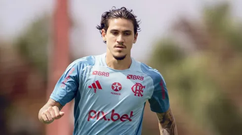 Pedro retorna aos treinos pelo Flamengo. Foto:Adriano Fontes/CRF