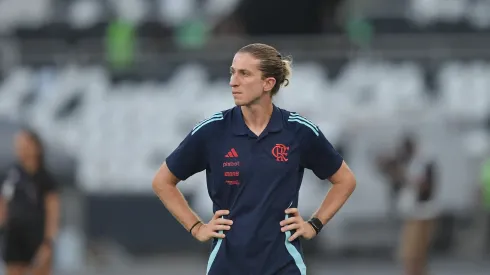 Filipe Luís técnico do Flamengo durante partida contra o Vasco no estádio Engenhão pelo campeonato Carioca 2025. Foto: Thiago Ribeiro/AGIF