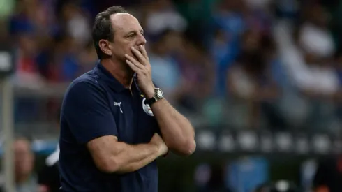 BA – SALVADOR – 03/04/2025 – COPA LIBERTADORES 2025, BAHIA X INTERNACIONAL – Rogerio Ceni tecnico do Bahia durante partida contra o Internacional no estadio Fonte Nova pelo campeonato Copa Libertadores 2025. Foto: Jhony Pinho/AGIF