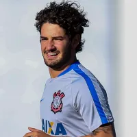 Alexandre Pato relembra pênalti perdido no Corinthians em 2013 e revela bastidores do ocorrido