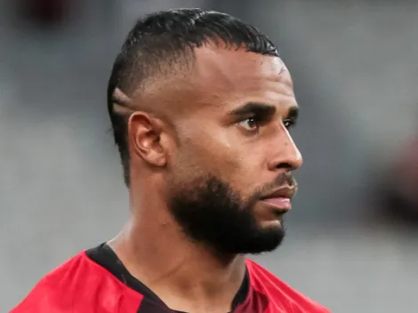 Athletico-PR toma atitude de última hora envolvendo Alex Santana