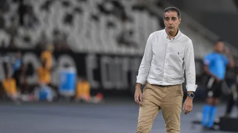 Renato Paiva, técnico do Botafogo. Thiago Ribeiro/AGIF