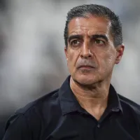 Após derrota do Botafogo, Alex Telles é criticado pela torcida; Renato Paiva se manifesta