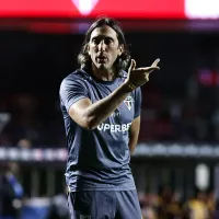 Carlos Belmonte garante permanência de Zubeldía e descarta Dorival: “Nós nunca faríamos isso”