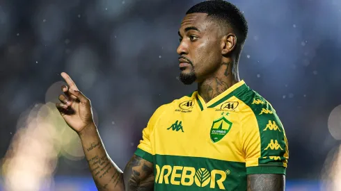 Ramon jogador do Cuiaba durante partida contra o Vasco no estadio Sao Januario pelo campeonato Brasileiro A 2024.