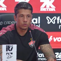 Vitória venceu o primeiro jogo no Brasileirão e Thiago Carpini elogia jogadores: “Superação”