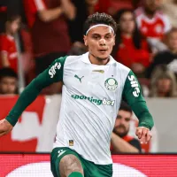 Richard Ríos dá volta por cima após polêmica e torcida do Palmeiras exalta jogador