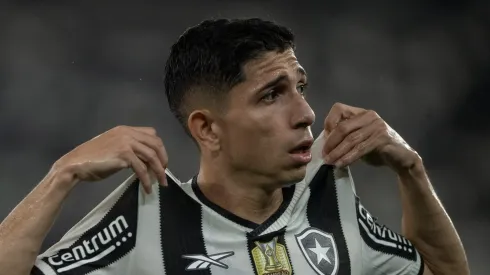 Savarino é sincero sobre função preferida no Botafogo.