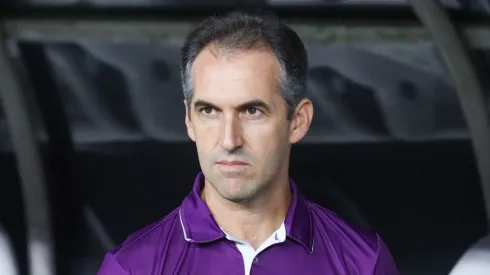 CE – FORTALEZA – 12/02/2025 – COPA DO NORDESTE 2025, CEARA X CONFIANCA – Leo Conde tecnico do Ceara durante partida contra o Confianca no estadio Arena Castelao pelo campeonato Copa Do Nordeste 2025. Foto: Lucas Emanuel/AGIF