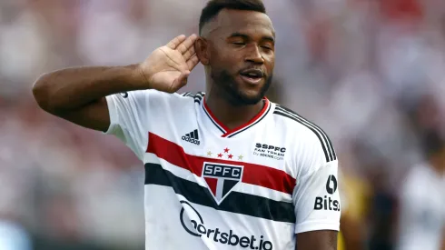 Luan durante confronto contra o Botafogo-SP no Campeonato Paulista de 2023.