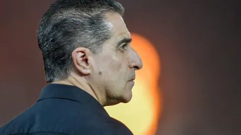 Renato Paiva tecnico do Botafogo durante partida contra o Fluminense no estadio Engenhao pelo campeonato Brasileiro A 2025. Foto: Thiago Ribeiro/AGIF