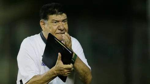 Joel Santana, durante partida pelo Campeonato Brasileiro 2014 em São Januário. – Foto: Paulo Campos/AGIF
