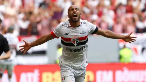 Lucas Moura comenta sobre retorno no São Paulo e projeta duelo com Fortaleza