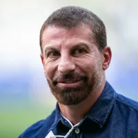 Pedrinho abre o jogo sobre negociação com Fernando Diniz no Vasco: “Pode ter um desfecho positivo”