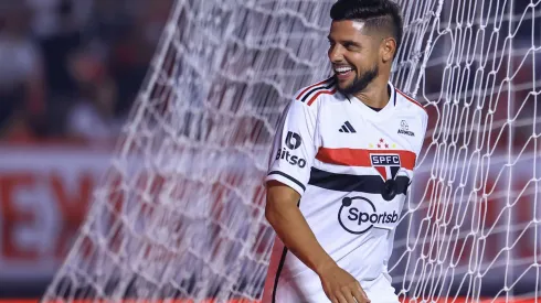 Cicinho comenta sobre vitória do São Paulo na Libertadores.. Foto: Marcello Zambrana/AGIF