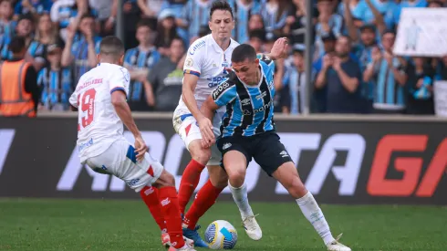 Miguel Monsalve jogador do Grêmio durante partida contra o Bahia no estádio Alfredo Jaconi pelo campeonato Brasileiro A 2024. Foto: Maxi Franzoi/AGIF