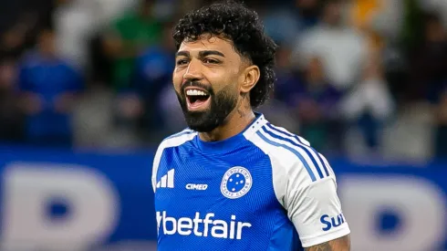 Gabigol jogador do Cruzeiro durante partida contra o Palestino no estadio Mineirao pelo campeonato Copa Sul-americana 2025. Foto: Fernando Moreno/AGIF