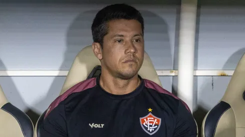 Carpini durante confronto contra o Ceará no Campeonato Brasileiro de 2025.