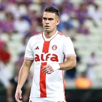 Rafael Borré, atacante do Internacional, tem lesão constatada e é cortado da seleção da Colômbia