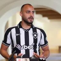 Arthur Cabral é sincero e descarta ser o substituto de Igor Jesus no Botafogo: “Características diferentes”