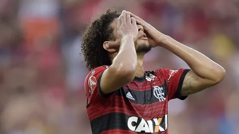 Willian Arão em partida pelo Flamengo. (Photo by Alexandre Loureiro/Getty Images)