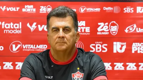 Fábio Mota, presidente do Vitória, durante a entrevista coletiva – Foto: Reprodução/YouTube