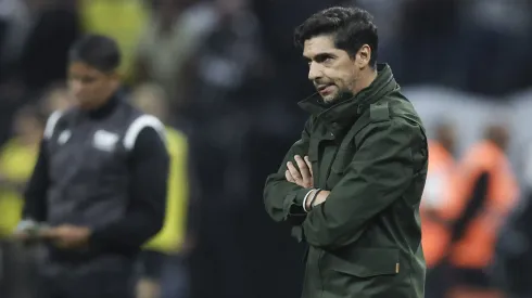 SAO PAULO, BRAZIL – NOVEMBER 04: Abel Ferreira head coach of Palmeiras looks on during a Brasileirao 2024 match between Corinthians and Palmeiras at Neo Quimica Arena on November 04, 2024 in Sao Paulo, Brazil. (Photo by Alexandre Schneider/Getty Images)