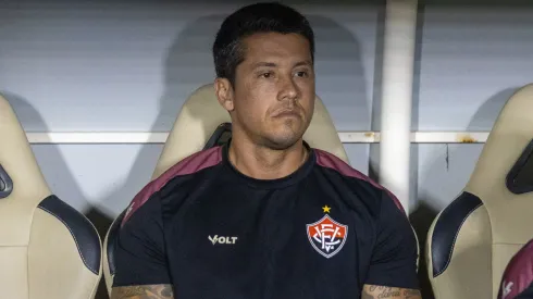 Thiago Carpini, técnico do Vitória. Fabio Giannelli/AGIF