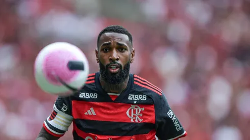 Gerson jogador do Flamengo durante partida contra o Juventude no estádio Maracanã pelo campeonato Brasileiro A 2024. Foto: Thiago Ribeiro/AGIF