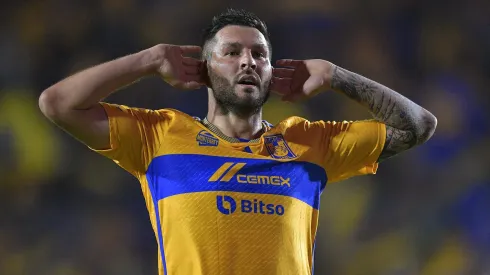 Gignac durante confronto entre Tigres e Cruz Azul no Torneo Apertura 2023.