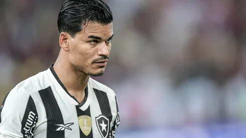 Danilo Barbosa durante confronto contra o Flamengo no Campeonato Carioca de 2025.