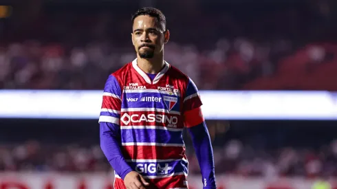 Yago Pikachu jogador do Fortaleza durante partida contra o Sao Paulo no estadio Morumbi pelo campeonato Brasileiro A 2025. Foto: Fabio Giannelli/AGIF