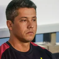 Thiago Carpini ‘aprova’ e Vitória acompanha situação de Eduardo Vargas, atualmente no Nacional, do Uruguai